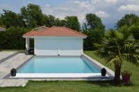 Piscine à Saint-Nazaire-Les-Eymes (2)