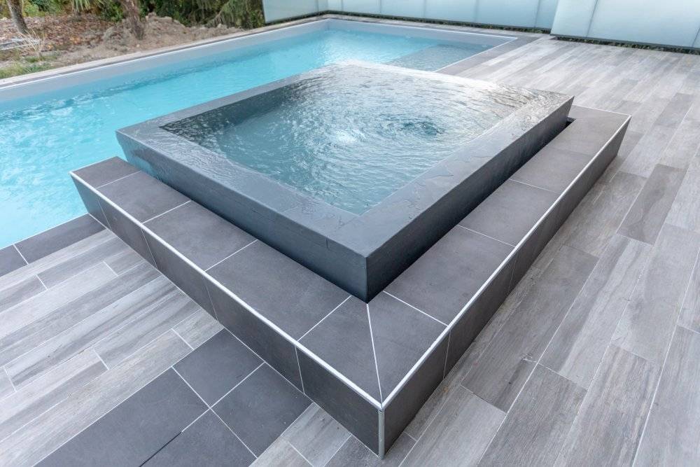 Rénovation d'une piscine à Saint-Nazaire-les-Eymes (5)